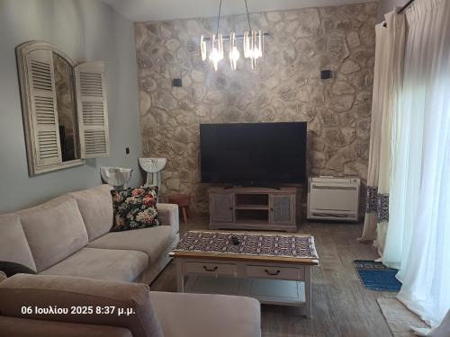 Igoumenitsa Apartment | Delou-M 27 01 Luxury Apartment by Igoumenitsa