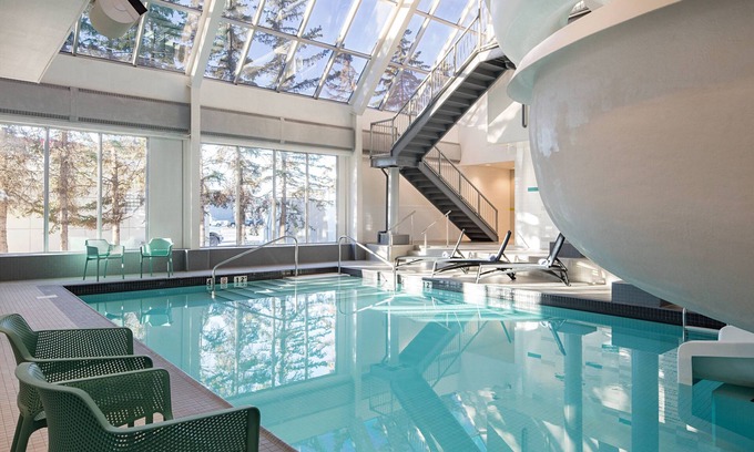 Southeast Calgary Hotel | Delta Hotels by Marriott Calgary South