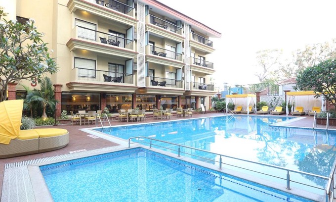 Nerul Hotel | Deltin Suites