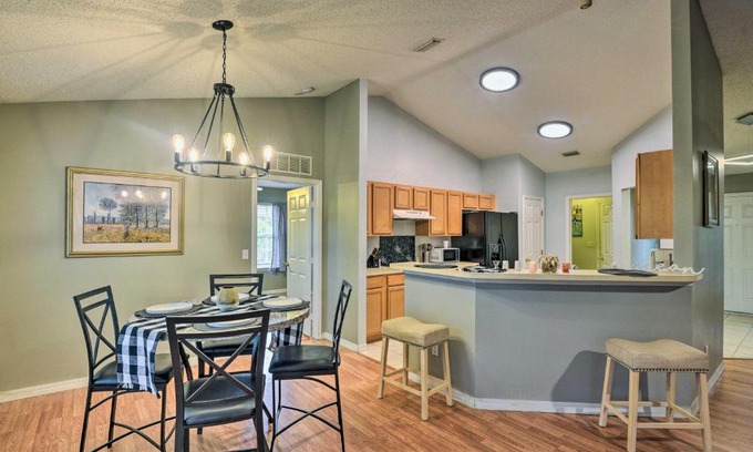 Deltona Lakes House | Deltona Retreat with Yard and Grill Pets Welcome!