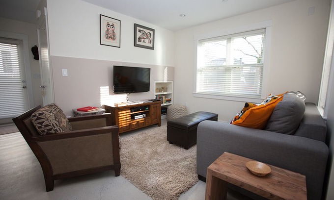 Kitsilano House | Deluxe 2 Bedroom Laneway House In Vancouver