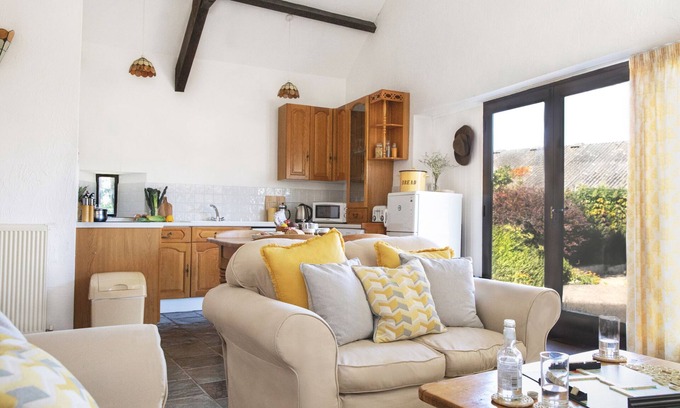 Hartland Cottage | Deluxe Cottage with Partial sea view Jasmine Cottage at Downe Cottages