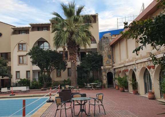 Kusadasi Apartment | Deluxe Double En Suite Royal Penthouse 6 beds