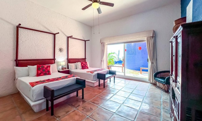 Isla Mujeres Hotel | Deluxe Double Room at Casa de Los Sueños