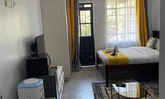Kikuyu Apartment | Deluxe hideaway studio apartment in charming Waiyaki way, free wifi and parking