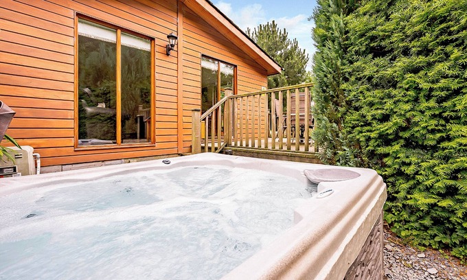 Allithwaite Ski Chalet | Deluxe lodge designed with luxury in mind.