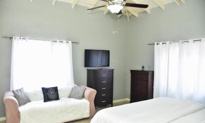 Saint Andrew Apartment | Deluxe Presidential suite