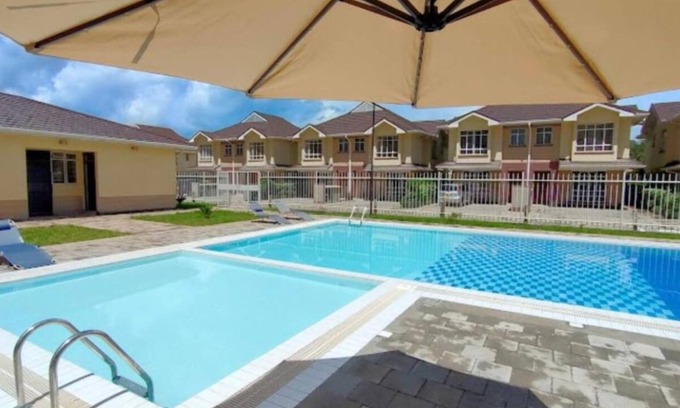 Athi River Apartment | Deluxe Queen Suite