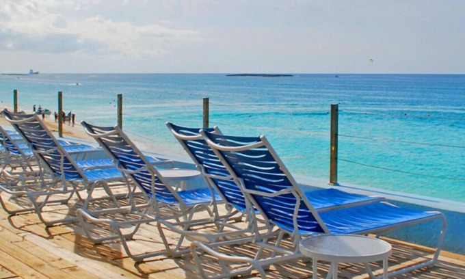 Paradise Island Villa | Deluxe Sea View Villas at Paradise Island Beach Club Resort