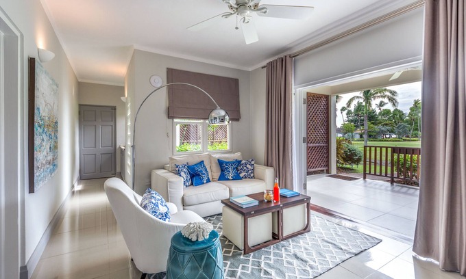 Lance aux Epines Apartment | Deluxe Suite - 2 Bedrooms