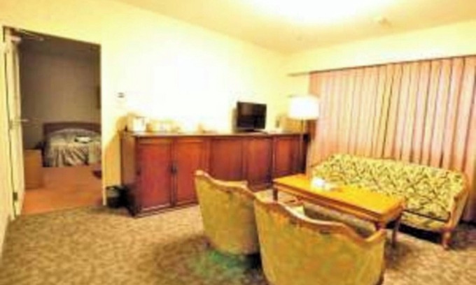 Nakaniikawa-gun Hotel | Deluxe Twin Main Building Living Room Bedroom/Toyama Toyama