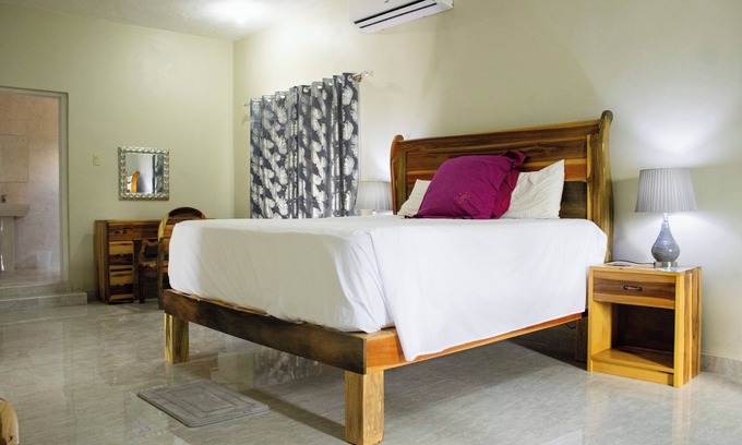 Treasure Beach Apartment | Demaroys , Fully AC, WIFI, Swimming Pool, Free Parking