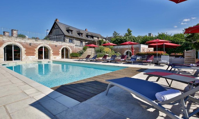 Jumieges Hotel | Demeures & Châteaux Hôtel Domaine le Clos des Fontaines
