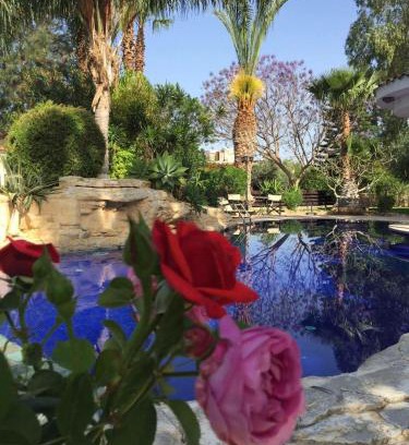 Anarita Villa | DEMICHANNA POOL HOUSE AND LUXURY SUITE WITH PRIVATE POOL
