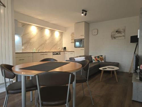 Houthalen House | Den 1 Hengelhoef