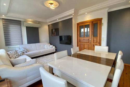 Alanya Apartment | Denize 100 mt 2+1 merkezde daire