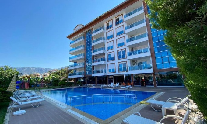 Kargicak Apartment | denize sıfır orman manzaralı 1+1