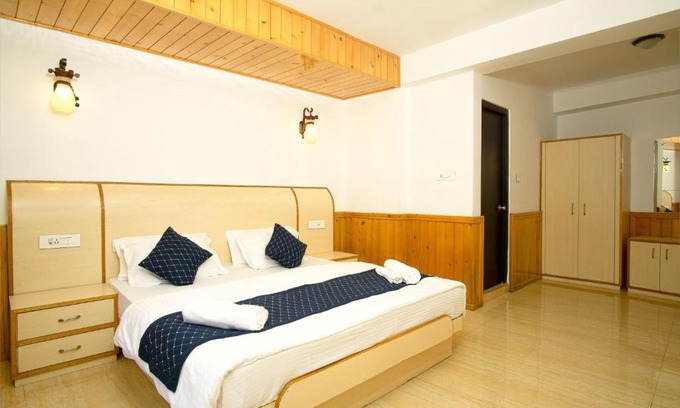 Gangtok Hotel | Denizen Karponang