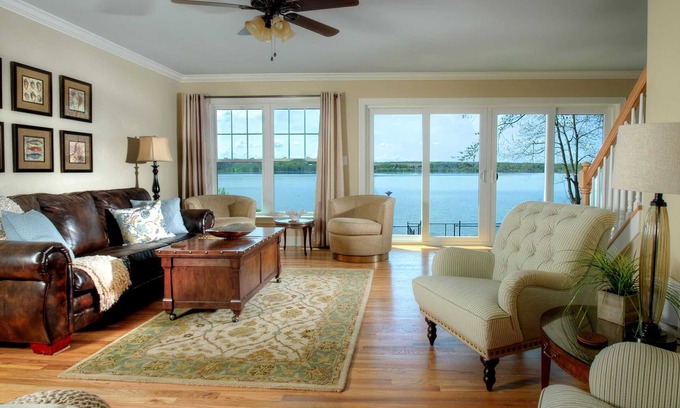 Town of Owasco House | Denman Cove on East Side - Owasco Lake