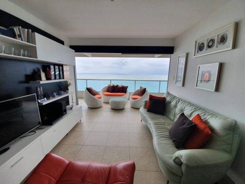 Salinas Apartment | Departamento al pie del mar con hermosa vista/Torre Oceánica