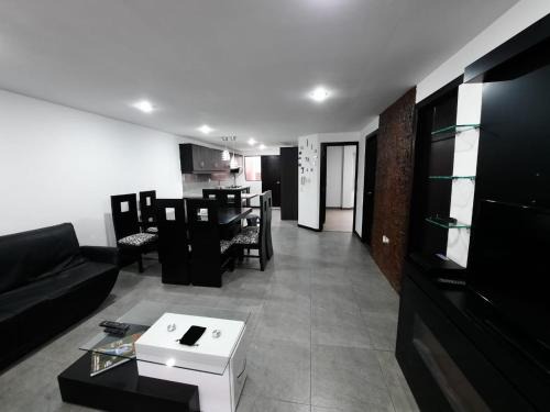 Cuenca Apartment | Departamento de lujo Condominio ADMIRA