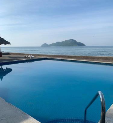 Zona Dorada Apartment | Departamento en Mazatlan zona dorada a PIE DE PLAYA