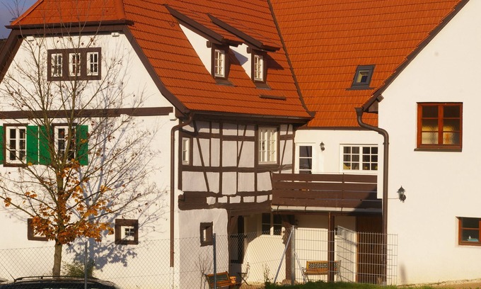 Wiernsheim Bed & Breakfast | Der Hexenwinkel - Apartment Räuberhöhle - 10 minutes freeway A8