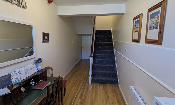 Castlederg Apartment | Derg Valley Apartments : self-catering accommodation : 3 bedroom (sleeps 6)