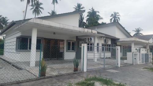 Kapar House | Desaku Homestay