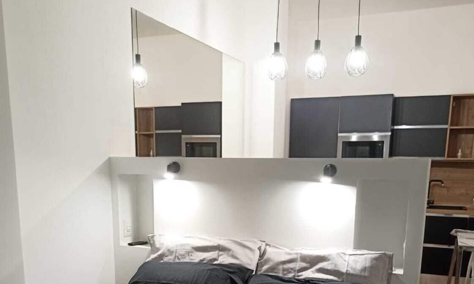 Roman Quarter Apartment | Description