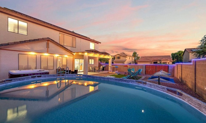 Tamaron House | Desert Dunes sauna and spa