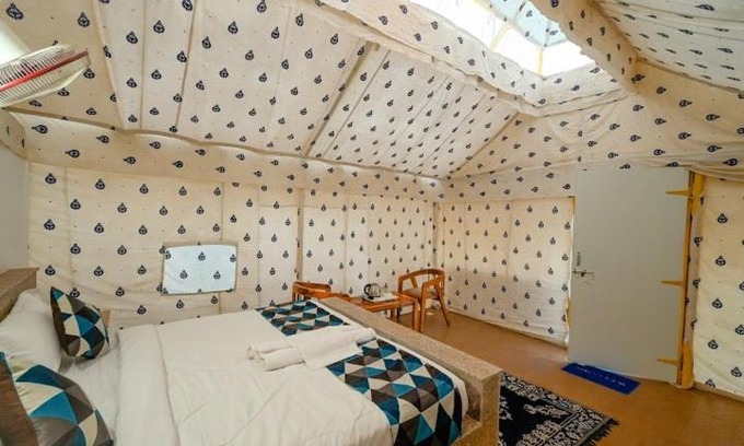 Sam Hotel | Desert Gateway Camp& Resort
