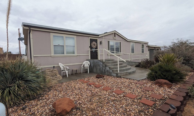 Littlefield House | Desert Get Away/Backyard/Hot Tub/Game Room