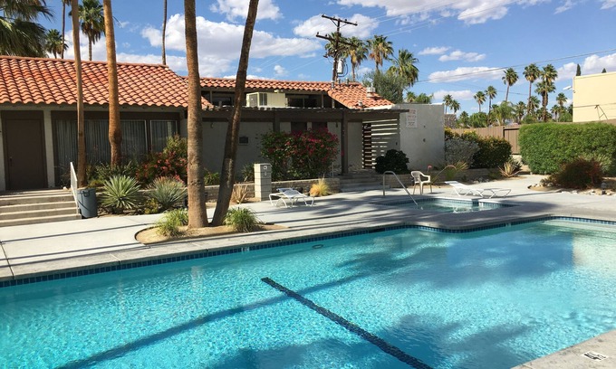 Little Tuscany Condo | Desert Oasis with Mountain Views