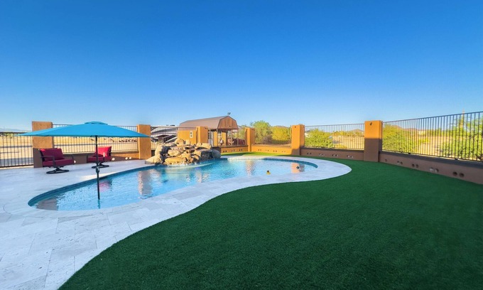 Surprise House | Desert Retreat: 5BR, Pool, Hot Tub, RV Parking & Access to Desert for ATV Fun!