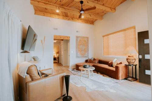 Vecinos Del Bosque Villa | Desert Sunset-Hot Tub-Pet Friendly-No Pet Fees!