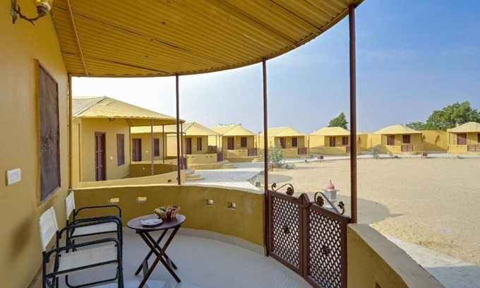 Kanoi Cottage | Desertique Dunes Safari Camp & Resort