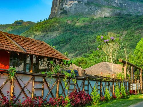 Kanthalloor Resort | Deshadan Eco Valley Resort - An Eco friendly Mud House