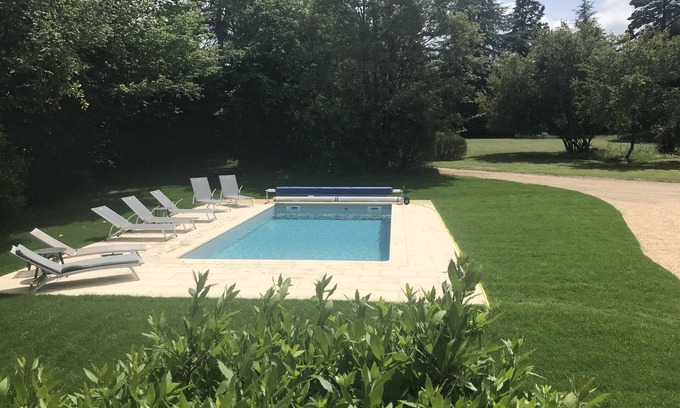 Liglet Villa | Design and decorative holiday home with heated pool