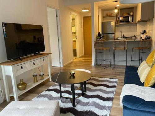 Cordon Apartment | Design MVD Piscina, Gym y Cowork