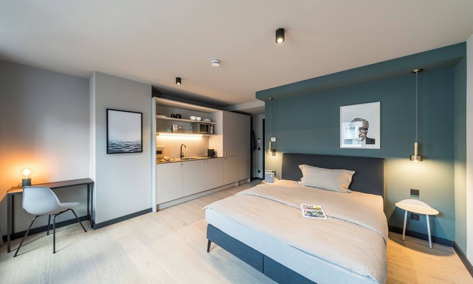 Bahnhofsviertel Apartment | Design Studio Apartment Frankfurt Main Station