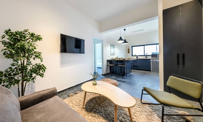 Florentin Apartment | Designed 3 Bedroom Apartment in Frenkel