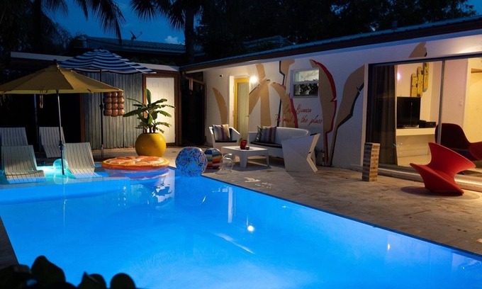 Riverside Park House | Designer 3BR "Tulum" Heated Salt Pool Villa by LasOlas,DRV PNK,Hard Rock, beach!