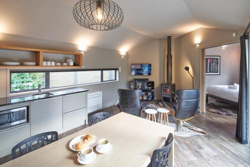 Lake Tekapo House | Designer Cabin - Lake Tekapo