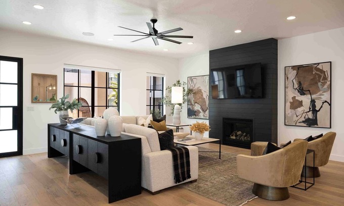 St. George House | Designer Digs: Desert Color Lagoon + Beaches