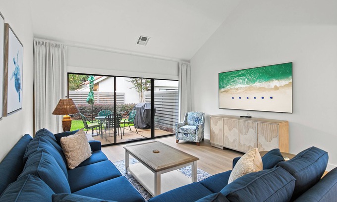 Sandestin Condo | Designer Full Remodel Beach Villa! 6 Seat Golf Cart, Beach, Nearby Pool+Grill