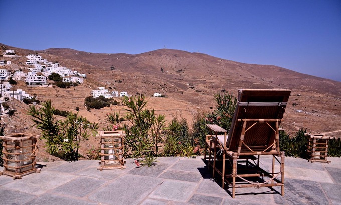 Serifos Villa | Designer's sophisticated villa with full privacy in the heart of Chora Serifos