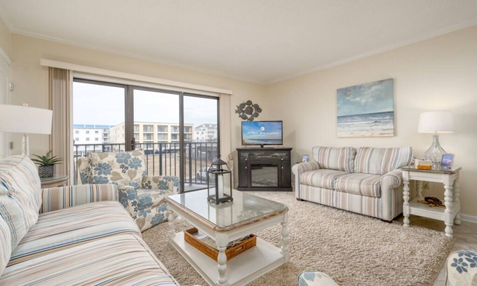 North Ocean City Condo | Desirable 2 Bedroom Royal Hawaiian in North OC