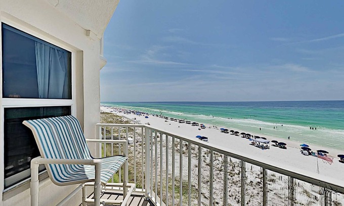 Crystal Beach Condo | Destin Beachfront Condo with Complimentary Beach Chair Service in Season!