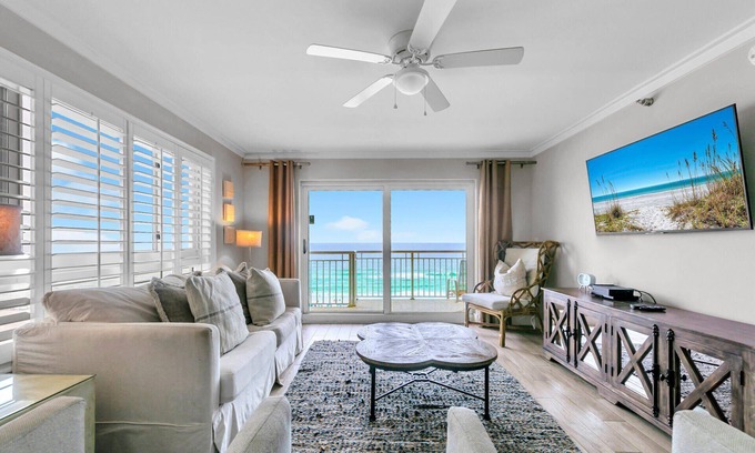 Emerald Coast Condo | Destin Towers 81-Stunning Gulf Views-Pool